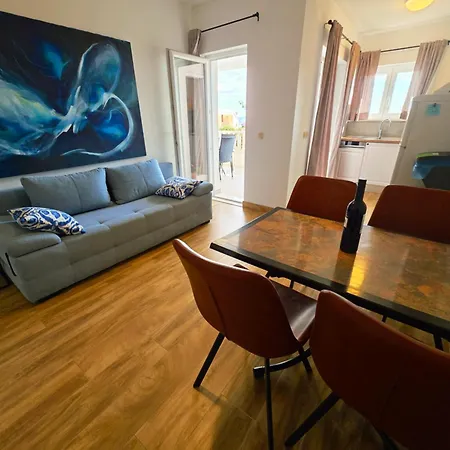 Angela * 奥瑞比克