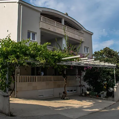 Angela Apartamento *